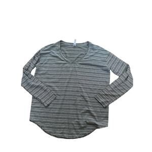 Athleta Stratus striped Top T shirt Womens M Long sleeve activewear scoop neck